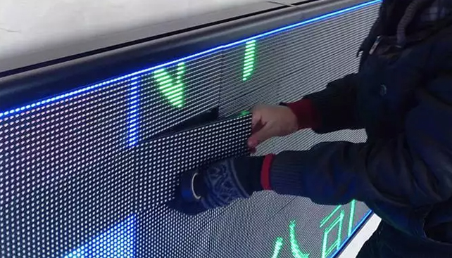 以售后鑄口碑 用服務(wù)贏未來(lái)&mdash;&mdash;成都LED顯示屏廠家的服務(wù)堅(jiān)守